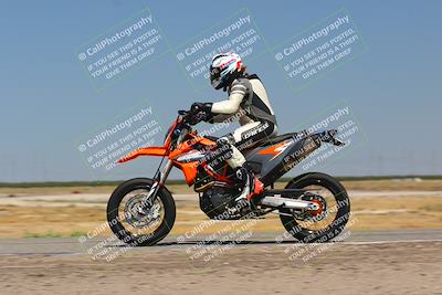 media/Sep-04-2023-Lets Ride (Mon) [[34443f911e]]/B Group/1220pm (Wheelie Bump)/